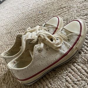 Women’s Converses